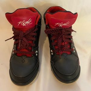 Jordan flight size 7 boys sneakers